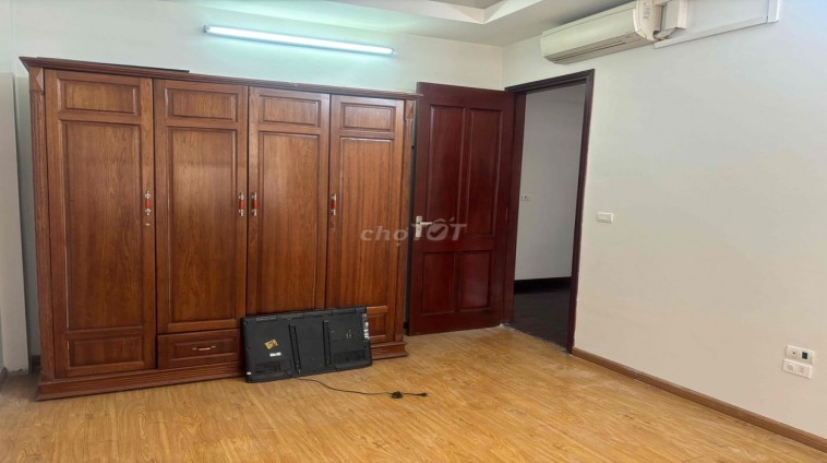 CHO THUÊ NHÀ NGUYÊN CĂN LÀM VĂN PHÒNG, KD ONL, Ở GĐ, PHỐ TRẦN QUỐC HOÀN, CẦU GIẤY